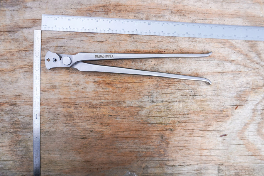 Horse Hoof Nail Puller Farrier Tool Heavy Duty Shoe Veterinary Tack Silver Nipper 13 NewEngland Tack