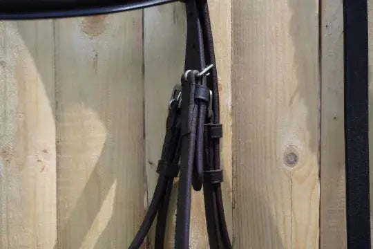 Plain Raised English Bridle - Premium Leather Quality with Stainless steel Hardware - NewEngland Tack